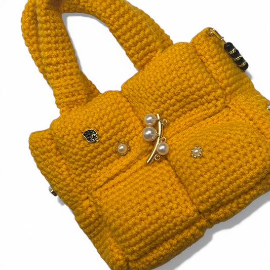 Queen Bee Puff Bag